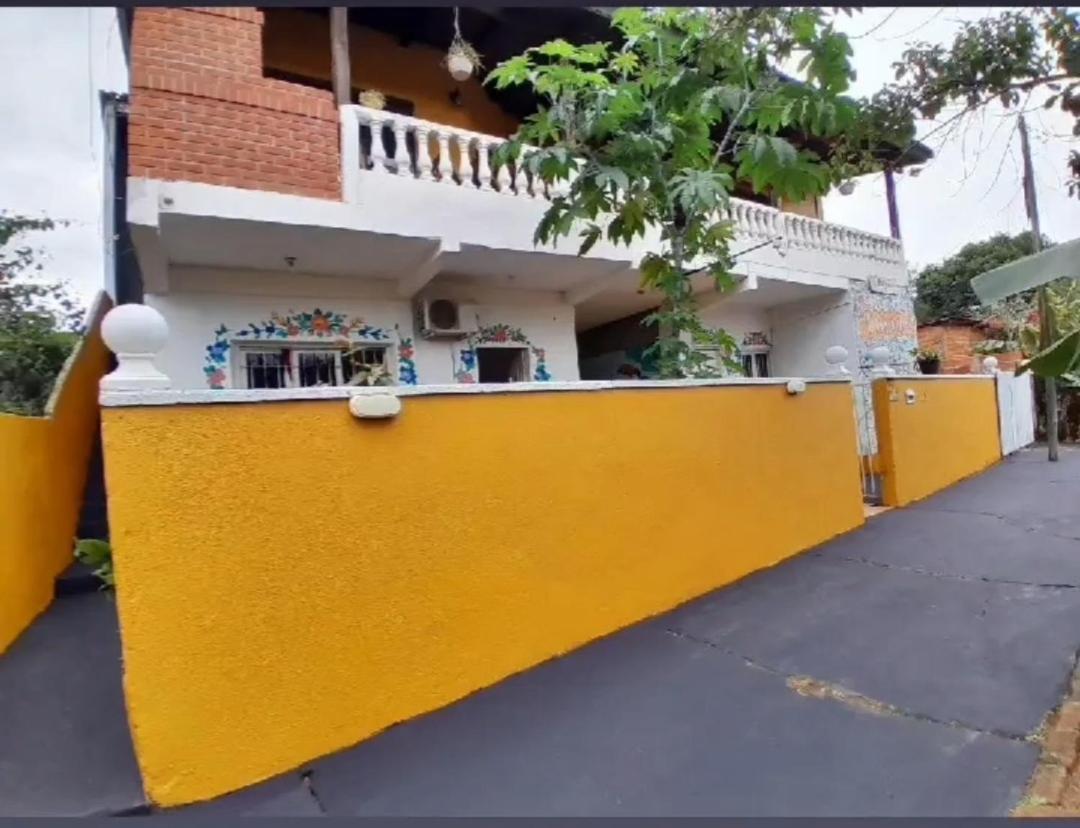 Hostel Damaris Puerto Iguazú Exterior foto