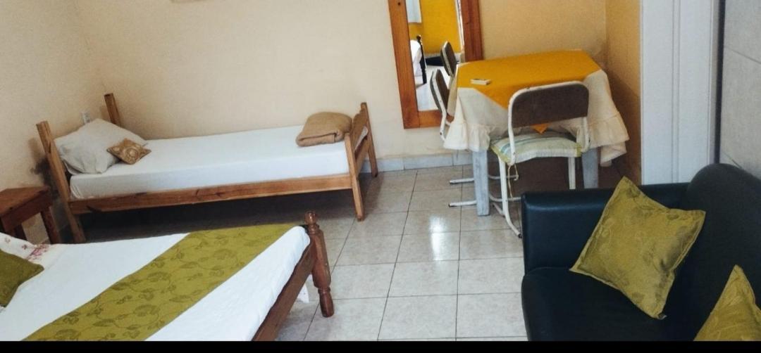 Hostel Damaris Puerto Iguazú Zimmer foto